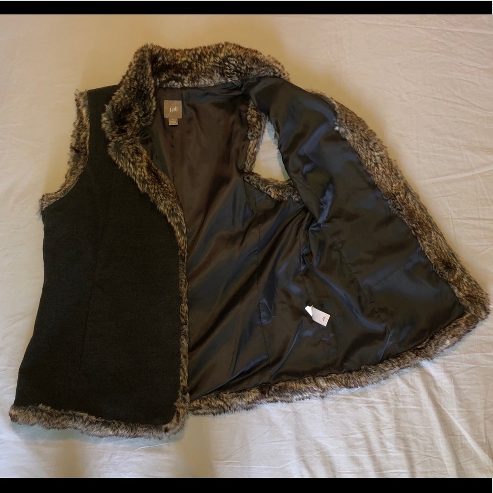 Ladies J. Jill Charcoal Grey Faux Fur Vest